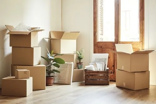 Professional household moving and packing